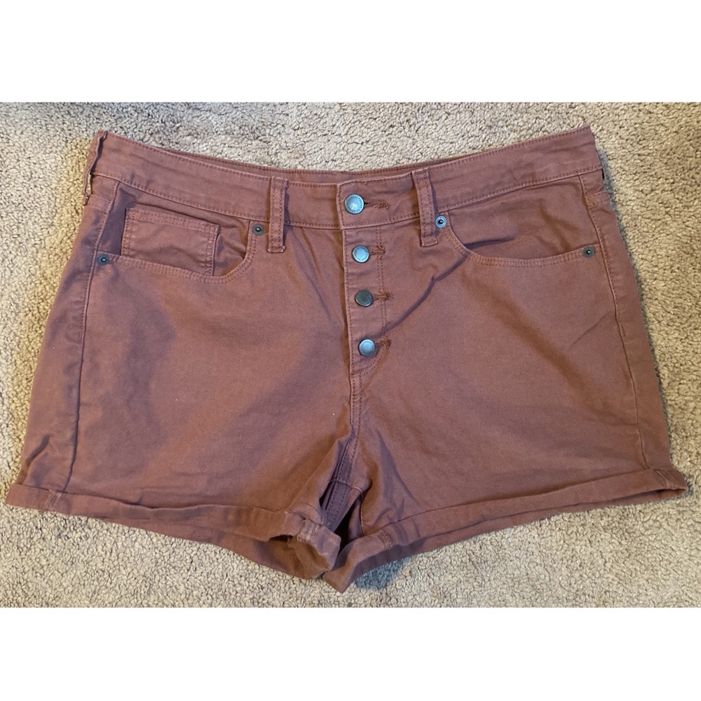 Universal Thread • High-rise Midi Shorts • Size 12 • Color: Clay
